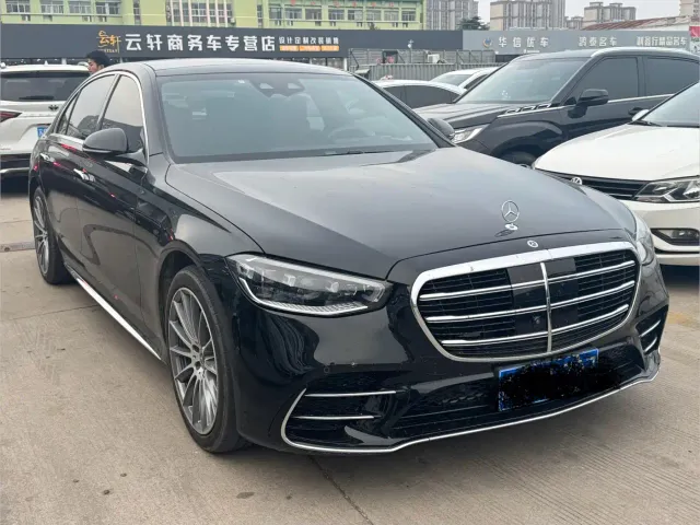 Mercedes-Benz S-Class — Фото автомобиля 3