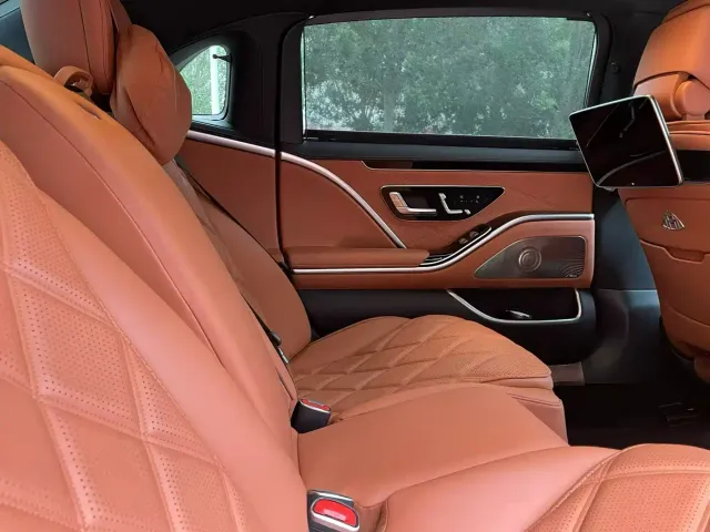 Mercedes-Benz Maybach S-Class — Фото автомобиля 15