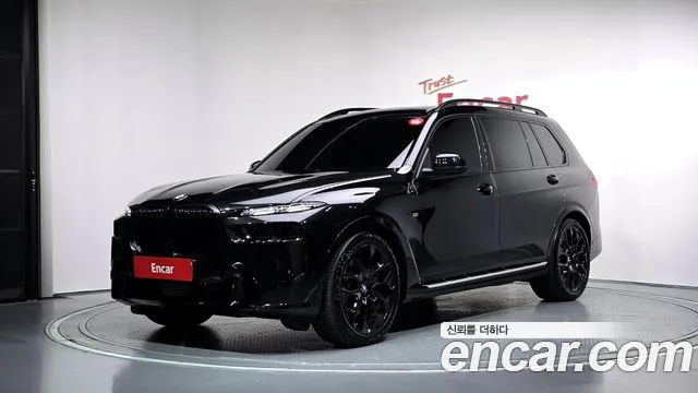 Фотография автомобиля — BMW X7 G07