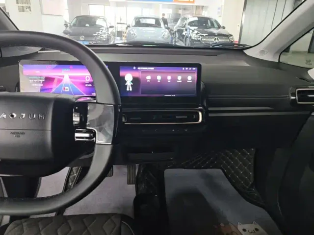 Baojun KiWi EV — Фото автомобиля 12