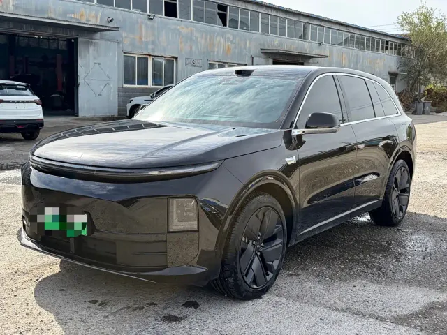 Фотография автомобиля — Li Auto L6