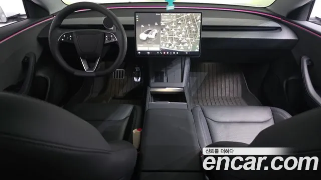 Tesla Model 3 — Фото автомобиля 7