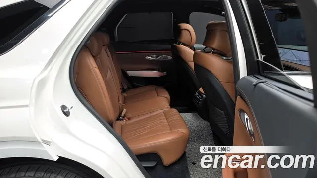 Genesis GV70 — Фото автомобиля 17