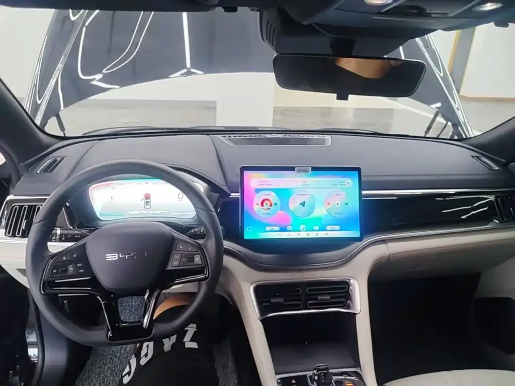 BYD Song PLUS PHEV 2024 Glory Edition DM-i 110km Flagship — Фото автомобиля 9