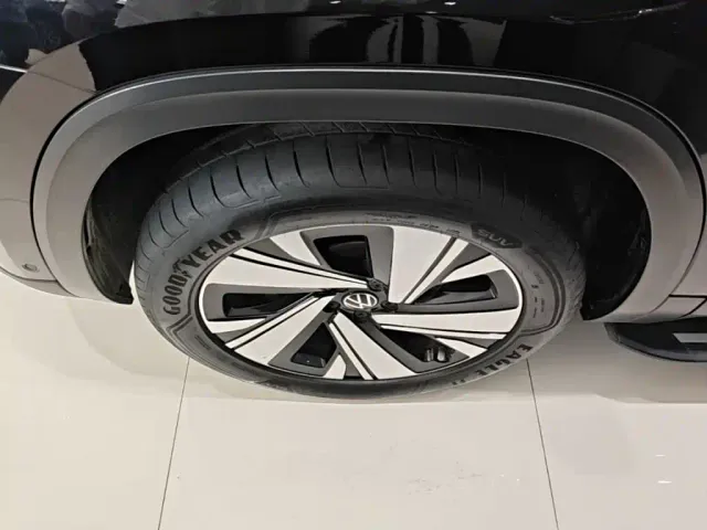 Volkswagen Teramont — Фото автомобиля 22