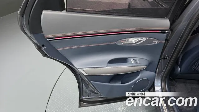 Genesis GV70 2.5T Бензин AWD — Фото автомобиля 22