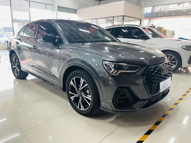 Audi Q3 Sportback — Фото автомобиля 3
