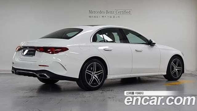 Mercedes-Benz E-Class W214 — Фото автомобиля 2