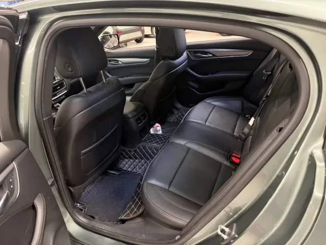Cadillac CT5 — Фото автомобиля 8