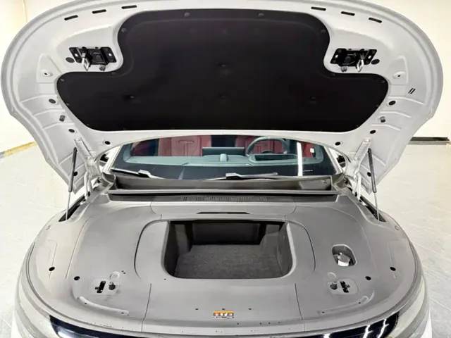 Zeekr 007 GT — Фото автомобиля 19