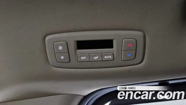 Kia Carnival — Фото автомобиля 29