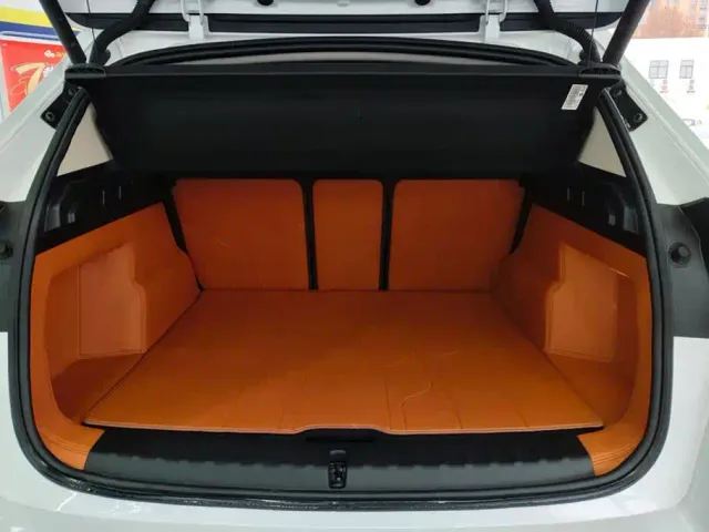 BMW X1 — Фото автомобиля 4