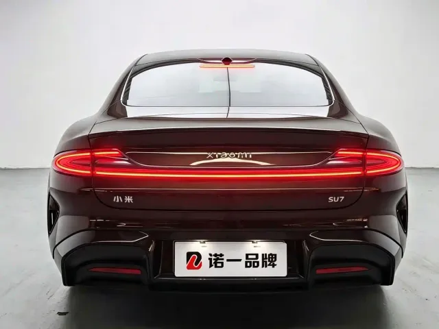 Xiaomi SU7 — Фото автомобиля 5