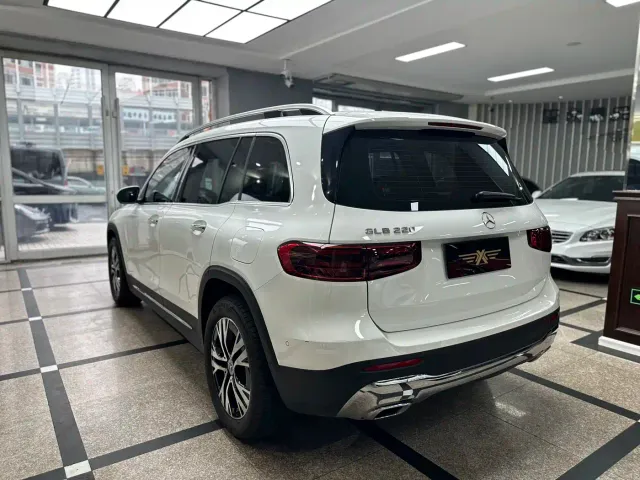 Mercedes-Benz GLB-Class — Фото автомобиля 4