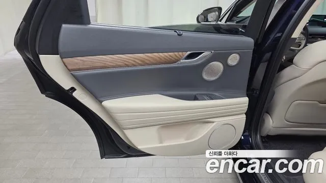 Genesis G80 Бензин 2.5 турбо AWD — Фото автомобиля 25