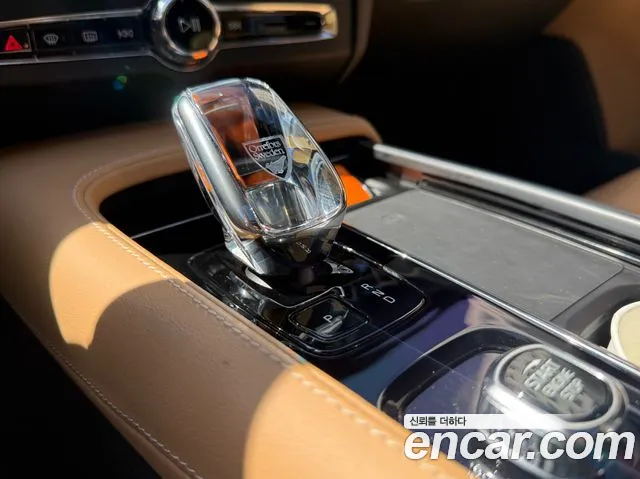 Volvo S90 — Фото автомобиля 9