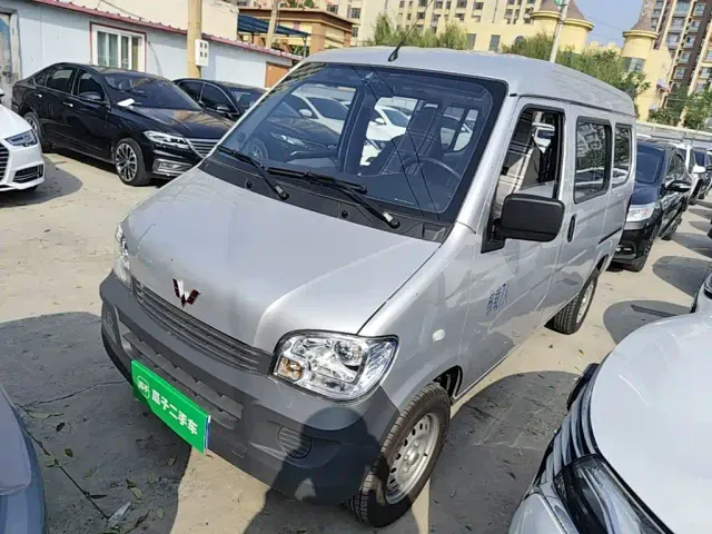 Фотография автомобиля — Wuling Zhiguang