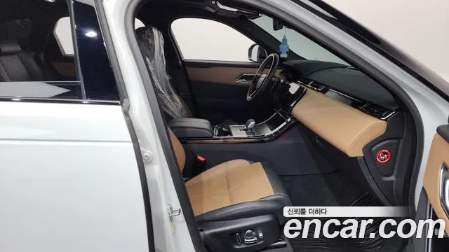 Land Rover Range Rover Velar Range Rover Velar 3.0 P400 Dynamic HSE — Фото автомобиля 11