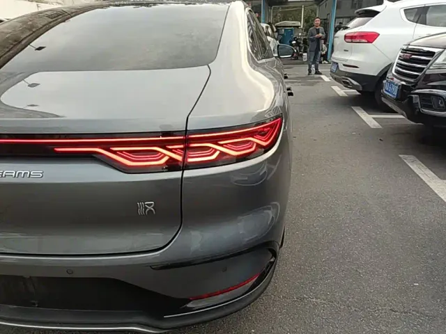 BYD Han — Фото автомобиля 7
