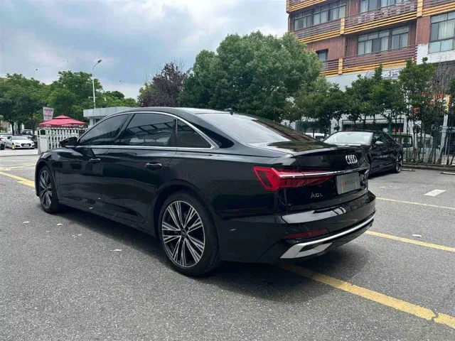 Audi A6L — Фото автомобиля 7