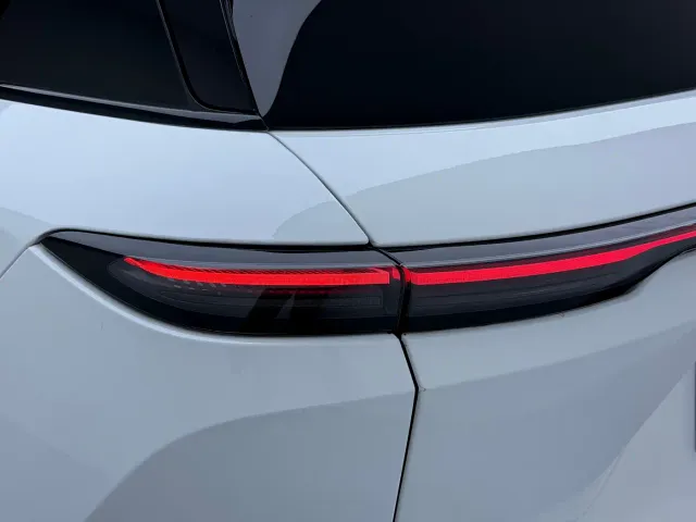 Nio ES6 — Фото автомобиля 20