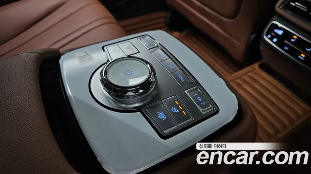Genesis G80 Бензин 2.5 турбо AWD — Фото автомобиля 18