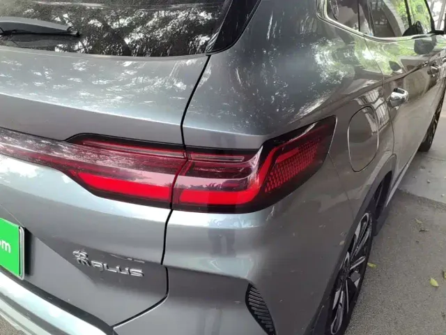 BYD Song PLUS — Фото автомобиля 23