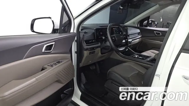 Kia Carnival — Фото автомобиля 15