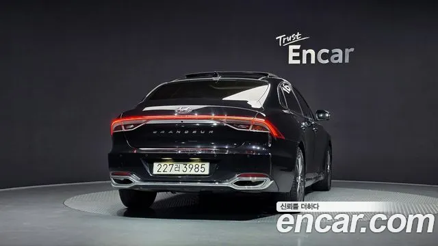 Hyundai Grandeur Grandeur (New) — Фото автомобиля 4