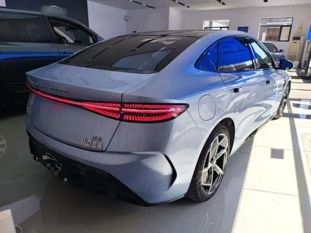 BYD Seal — Фото автомобиля 4