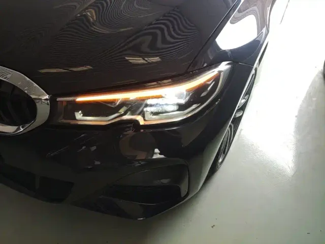BMW 3 Series — Фото автомобиля 17