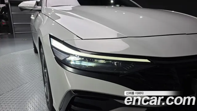 Hyundai Avante CN7 — Фото автомобиля 22