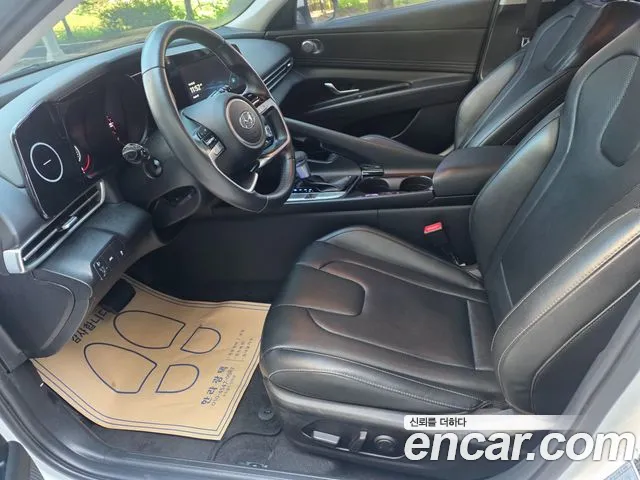 Hyundai Avante CN7 — Фото автомобиля 18