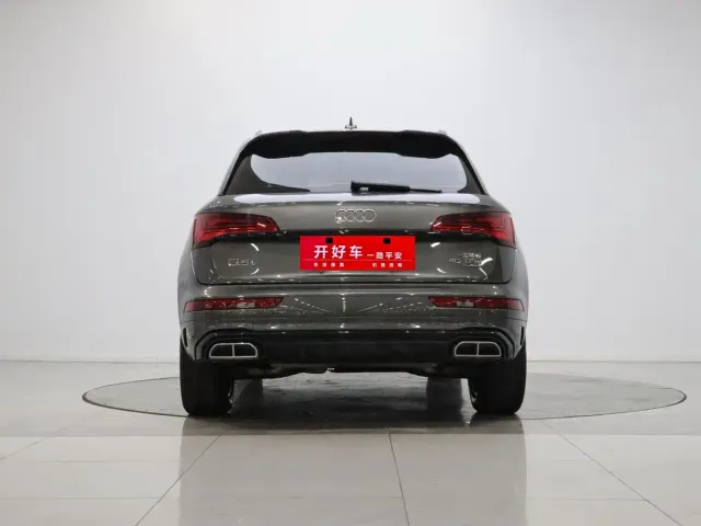Audi Q5L — Фото автомобиля 5