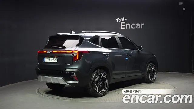Kia Seltos — Фото автомобиля 2