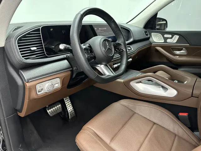 Mercedes-Benz GLS-Class — Фото автомобиля 12