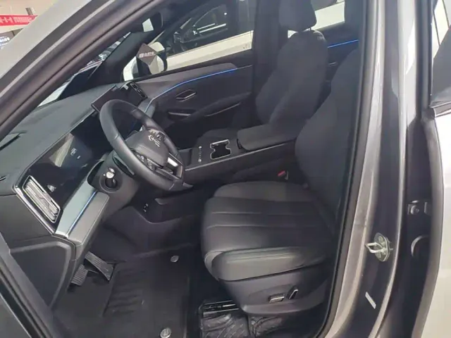 BYD Song L DM-i — Фото автомобиля 14