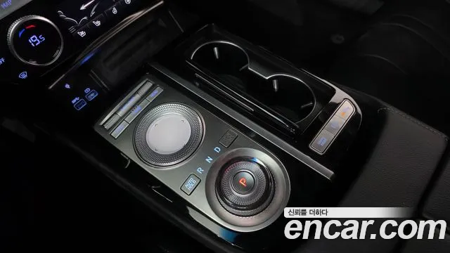 Genesis G80 RG3 — Фото автомобиля 12