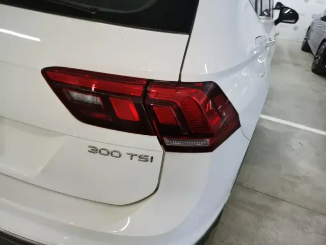 Volkswagen Tiguan L — Фото автомобиля 7