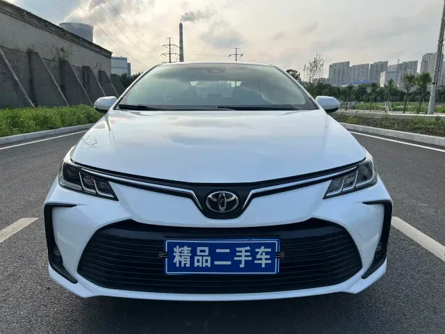 Toyota Corolla — Фото автомобиля 2