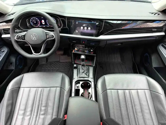 Volkswagen Passat — Фото автомобиля 11