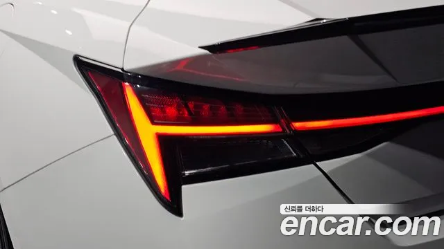 Hyundai Avante CN7 — Фото автомобиля 8