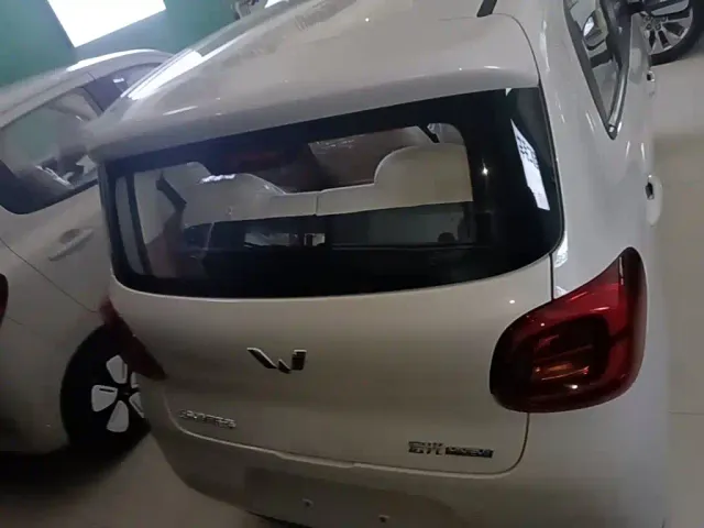 Wuling Hongguang Mini EV — Фото автомобиля 5