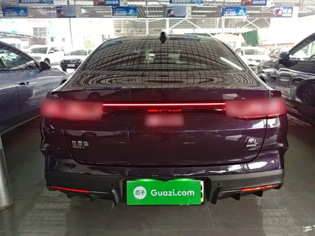 BYD Qin L — Фото автомобиля 5