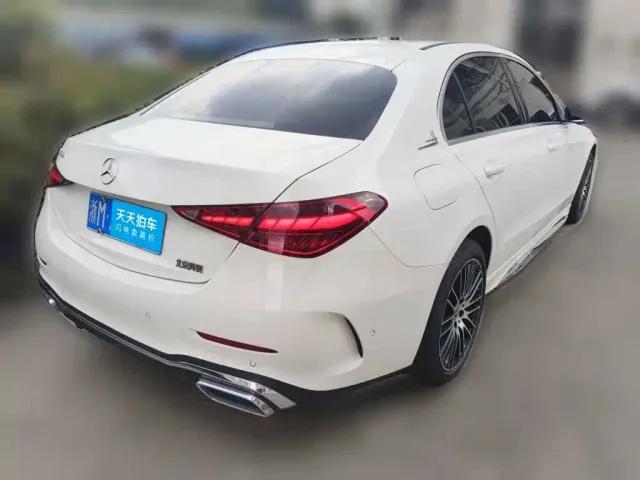 Mercedes-Benz C-Class — Фото автомобиля 2