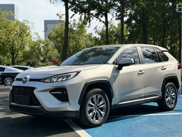 Фотография автомобиля — Toyota Wildlander