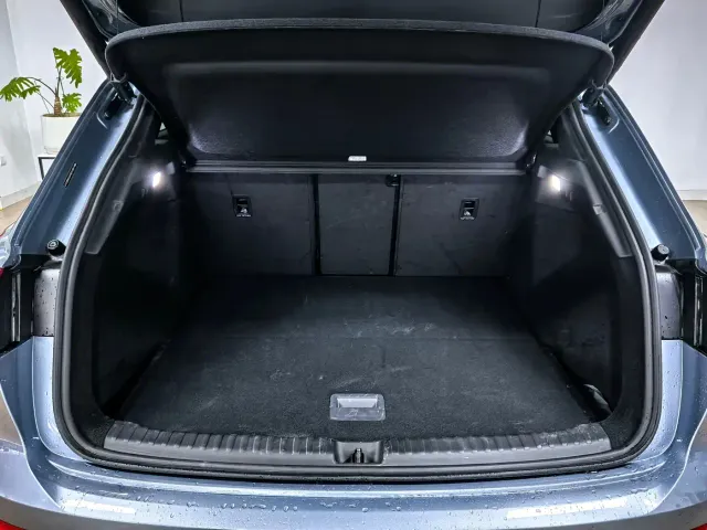 Audi Q4 e-tron — Фото автомобиля 6