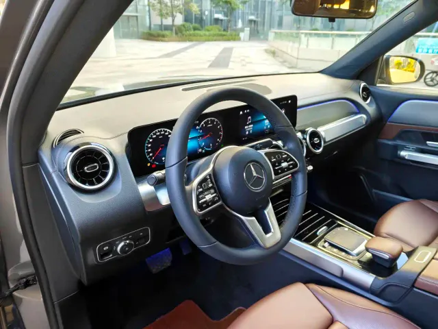 Mercedes-Benz GLB-Class — Фото автомобиля 13
