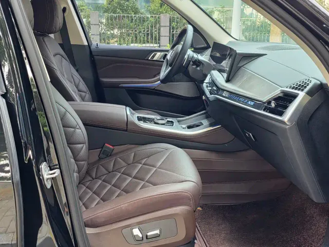 BMW X5 — Фото автомобиля 11