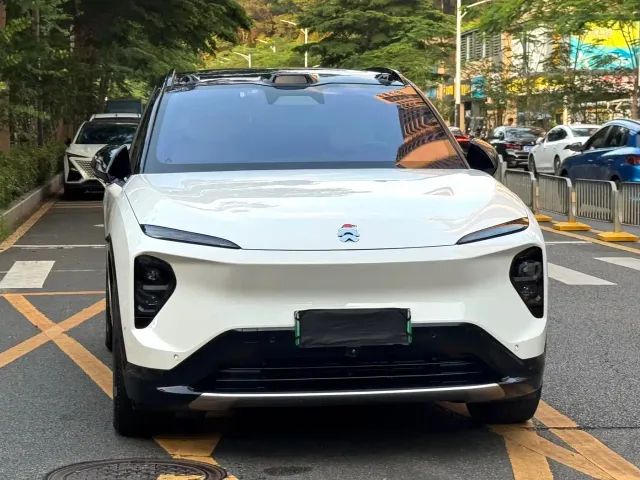 Nio ES7 — Фото автомобиля 3